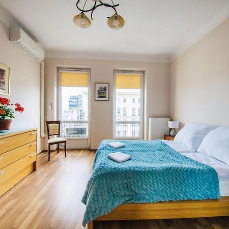 Apartment Metro Politechnika วอร์ซอ ภายนอก รูปภาพ